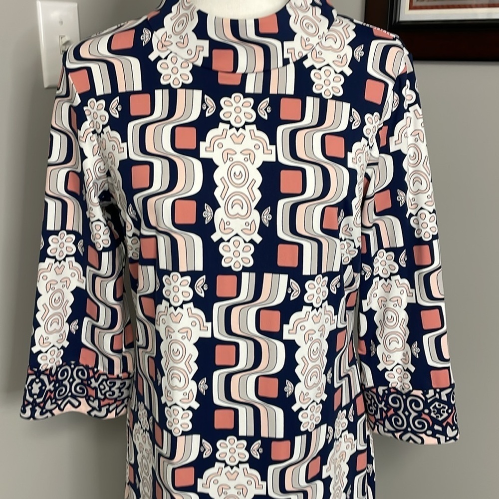 J.McLaughlin Mock Neck Shift Dress Womens Size Medium Catalina Cloth - Picture 2 of 7
